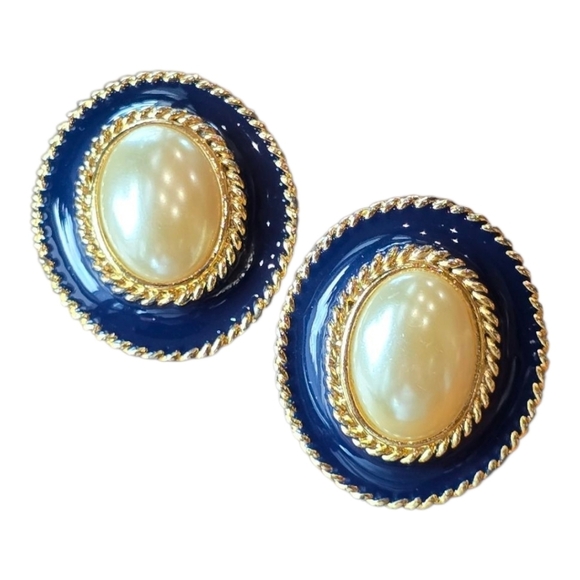 Allison Reed Navy Faux Pearl Oval Goldtone Vintage Clip Earrings - Picture 3 of 5
